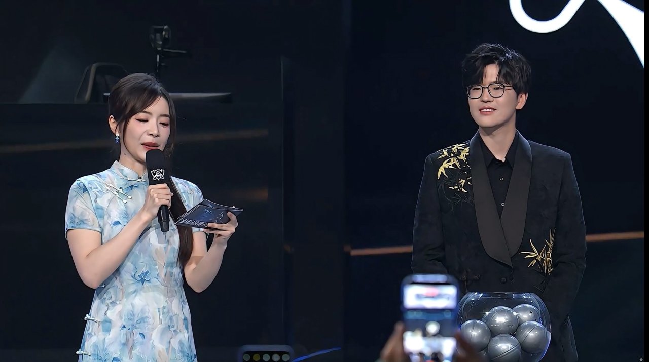 en, MKOI对, TES对阵 en, MKOI对, TES对阵